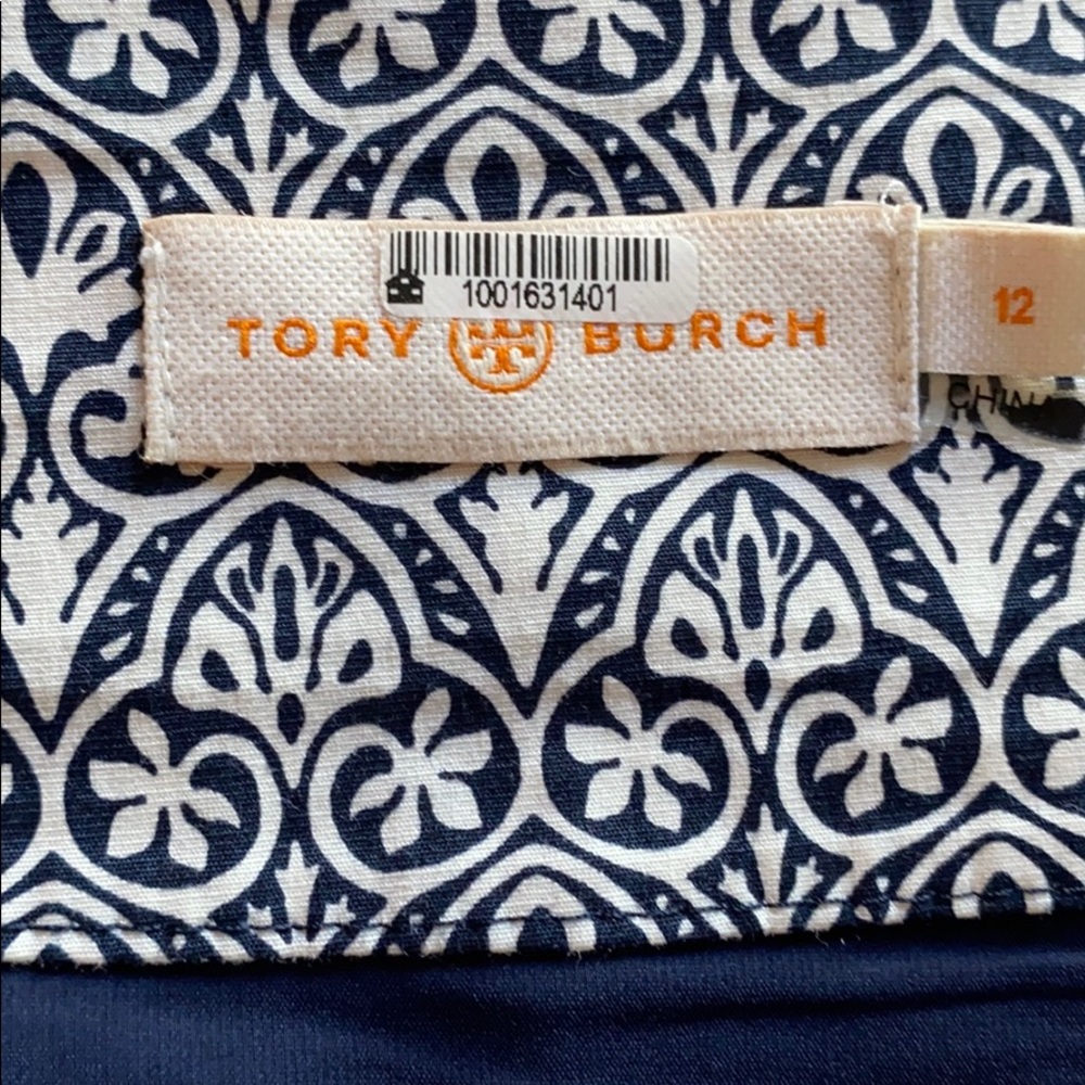 Tory Burch pleated navy and white  skirt 12 - Picture 8 of 14